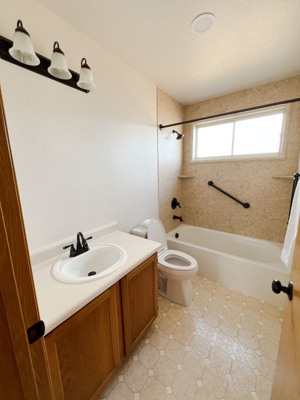 Top Bathroom Remodeling Companies in Joshua Tree, CA